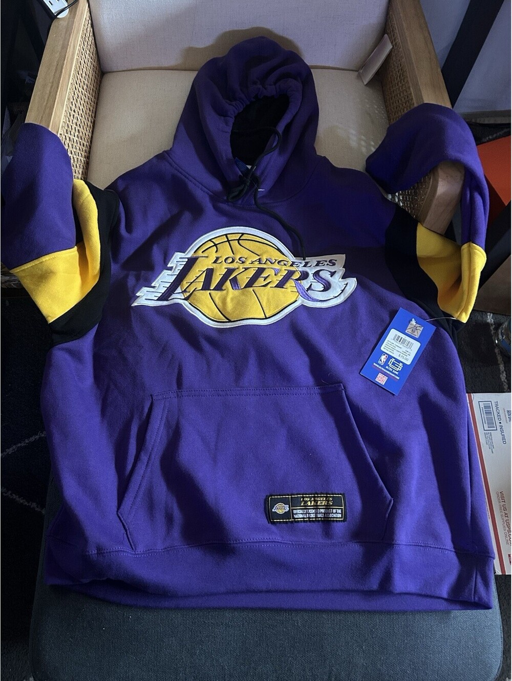 Ultra Game LA Lakers NBA Pullover Hoodie Mens L Purple Gold Black - New